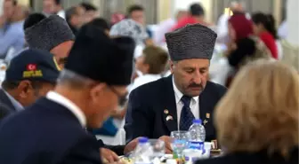 Şehit Yakını ve Gaziler Buca'da iftar sofrasında buluştu