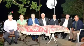 Yunusemre Şamar'da İftar Sofrası Kurdu