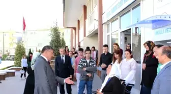 Niğde Belediye Başkanı Faruk Akdoğan, Engelli Vatandaşı Sevindirdi