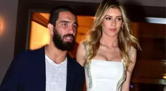 Sinem Kobal, Arda Turan'la İlgili Yorum Yapanları Engelledi