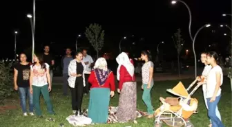 Belediye Başkanı Akat Göletli Park'ta Vatandaşlarla Buluştu