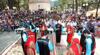 Samutbaba Pir'in Huzurunda Anıldı