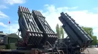 Asker Son Teknolojik İmkanlarla Suriye Sınırını Koruyor