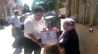 Akşehir'de İhtiyaç Sahiplerine Gıda Yardımı