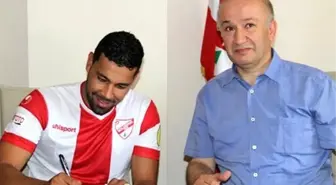 Andre Santos kimdir ? Boluspor eski Fenerbahçeli ile anlaştı