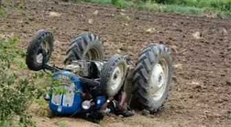 Bafra'da Traktör Devrildi: 1 Ölü