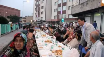 Başkan Şahin, Fatih Mahallesi Sakinleri ile İftarda Buluştu