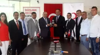 Taksiciler Kızılay İçin Gaza Bastı