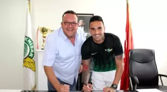 Akhisar Belediyespor Miguel Lopez'le İmzaladı