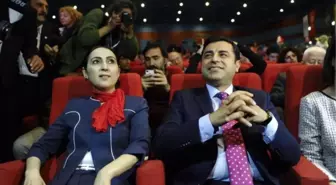 Demirtaş ve Yüksekdağ'dan İstanbul Mesajı: Silah Sevkiyatı Yurttaşları Tehdit Ediyor