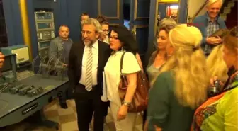 Strasbourg?da Can Dündar ile Dayanışma Gecesi Düzenlendi