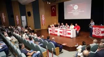 Antalyaspor'un Yeni Başkanı Ali Şafak Öztürk