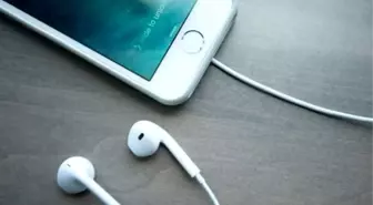 İphone 7 Kulaklığı Sızdırıldı!