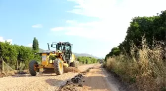 Kumluca'nın Mahalle Yolları Yenileniyor