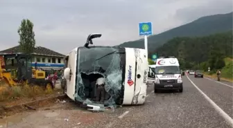 Kastamonu-Karabük Karayolunda Yolcu Otobüsü Devrildi: 28 Yaralı