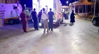 Kahta'da Otomobille Hafif Ticari Araç Çarpıştı: 2 Ölü, 7 Yaralı