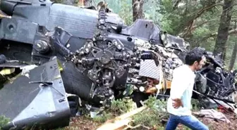 Giresun'da Komutanlar ve Eşlerini Taşıyan Askeri Helikopter Düştü: 7 Şehit