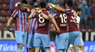 Trabzonspor 8 Futbolcunun Tesislere Girişini Yasakladı