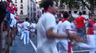 San Fermin'de Boğalarla İlk Koşu Yapıldı