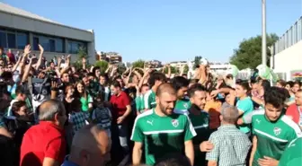 Bursaspor 7 Futbolcusuyla Sözleşme İmzaladı