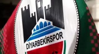 Diyarbekirspor'da Kalacak Gidecekler Belli Oldu