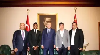 Cumhurbaşkanı Erdoğan, Messi ile Futbol Oynayacak