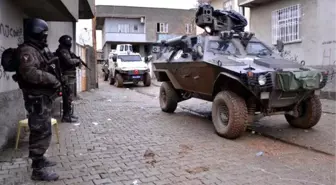 Diyarbakır'da Bombalı Araç Alarmı! Bütün Birimler 3 Aracı Arıyor