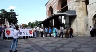 Milli Türk Talebe Birliği Edirne Şubesi Üyeleri, Darbe Girişimini Protesto Etti