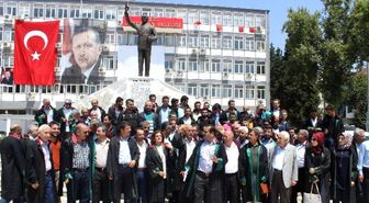 Adıyaman'da Avukatlar Darbeye Karşı Yürüdü