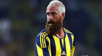 Raul Meireles, Herkese Teşekkür Ederek Takımdan Ayrıldığını Duyurdu