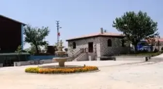 Kutludüğün Yeni Meydanına Kavuştu