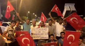 Şanliurfa'nin Demokrasi Nöbetinde Gençler Dikkat Çekiyor