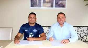 Adana Demirspor, Gökçek Vederson'u Transfer Etti