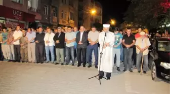 Demokrasi Şehitleri İçin Gıyabi Cenaze Namazı ve Mevlit