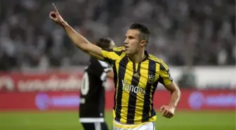 Fenerbahçe: Robin van Persie, Fenerbahçe'de Kalacak