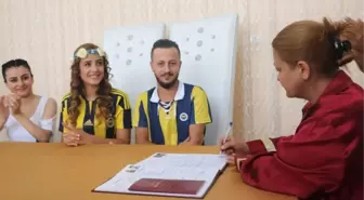 Nikah Masasına Fenerbahçe Forması ile Geldiler