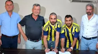 Gökhan Ünal ve Erman Kılıç Menemen Belediyespor'da