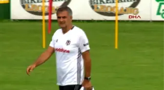 Beşiktaş Avusturya'da Neşe İçinde Çalışıyor