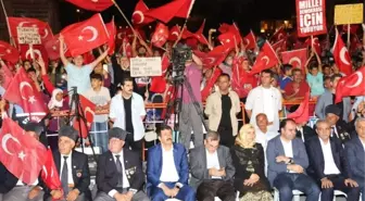 Eyyübiye Belediye Başkanı Mehmet Ekinci Demokrasi Nöbetinde