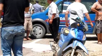 Antalya'da Motosikletle Bebeğini Emzirmeye Giden Kadın Kazada Öldü