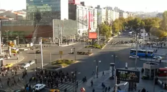 Kızılay Meydanı, '15 Temmuz Demokrasi Meydanı' Oluyor