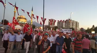 Türk-İş Sendikalarından Kayseri'de Demokrasi Nöbetine Destek