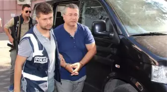 Eski Rektör Pakdemirli ve Gözaltındaki Akademisyenler Sağlık Kontrolünden Geçirildi