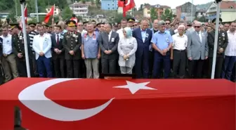 3 Aylık Nişanlısını Askeri Üniforma ile Uğurladı