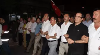 Kahta'da Sağlık Çalışanları Demokrasi Yürüyüşüne Katıldı