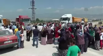 Köylülerden Yol Kapatma Eylemi