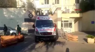 Gözaltındaki Yazar İçin Ambulans Bekletiliyor