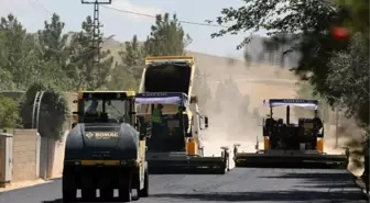 Büyükşehir Yol Genişletme ve Asfaltlama Çalışmalarına Devam Ediyor