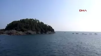 Giresun Adası'ndan Kıyıya Açık Su Yüzme Yarışması