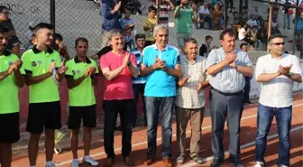 Başkan Şirin Minikler Futbol Turnuvası Final Törenine Katıldı